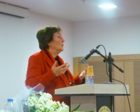 Aysel Çelikel'e Ödül